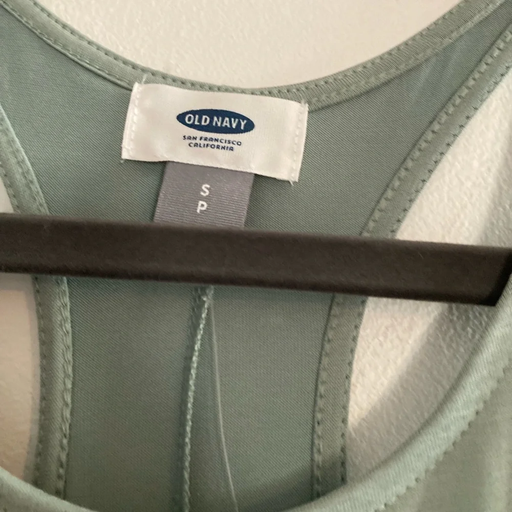 Old Navy Long Flowy Tank Top - Picture 3 of 6